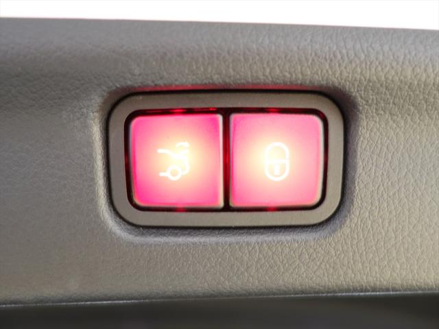 Cクラス C220 d アバンギャルド レザーエクスクルーシブパッケージ ベーシックパッケージ Bluetooth接続 ETC LEDヘッドライト TV アイドリングストップ クルーズコントロール コネクテッド機能 サイドカメラ(6枚目)