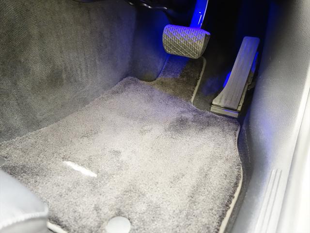 Cクラス C220 d アバンギャルド レザーエクスクルーシブパッケージ ベーシックパッケージ Bluetooth接続 ETC LEDヘッドライト TV アイドリングストップ クルーズコントロール コネクテッド機能 サイドカメラ(35枚目)