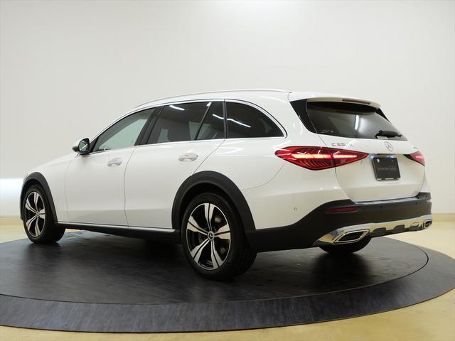 Ｃクラスオールテレイン Ｃ２２０　ｄ　４マチック　オールテレイン　レザーエクスクルーシブパッケージ　Ｂｌｕｅｔｏｏｔｈ接続　ＥＴＣ　ＬＥＤヘッドライト　ＴＶ　アイドリングストップ　クルーズコントロール　コネクテッド機能　サイドカメラ　サンルーフ・ガラスルーフ（33枚目）