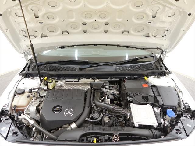 Aクラスセダン A180 スタイル セダン AMGライン レーダーセーフティパッケージ AMGレザーエクスクルーシブパッケージ アドバンスドパッケージ ナビゲーションパッケージ Bluetooth接続 ETC LEDヘッドライト TV アイドリングストップ(34枚目)