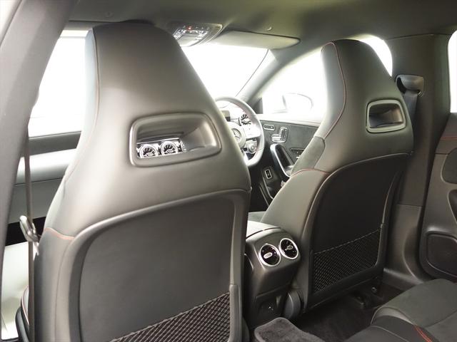 ＣＬＡクラス ＣＬＡ２００　ｄ　ＡＭＧラインパッケージ　Ｂｌｕｅｔｏｏｔｈ接続　ＥＴＣ　ＬＥＤヘッドライト　ＴＶ　アイドリングストップ　クルーズコントロール　コネクテッド機能　シートヒーター　トランクスルー　ナビ　バックモニター（12枚目）