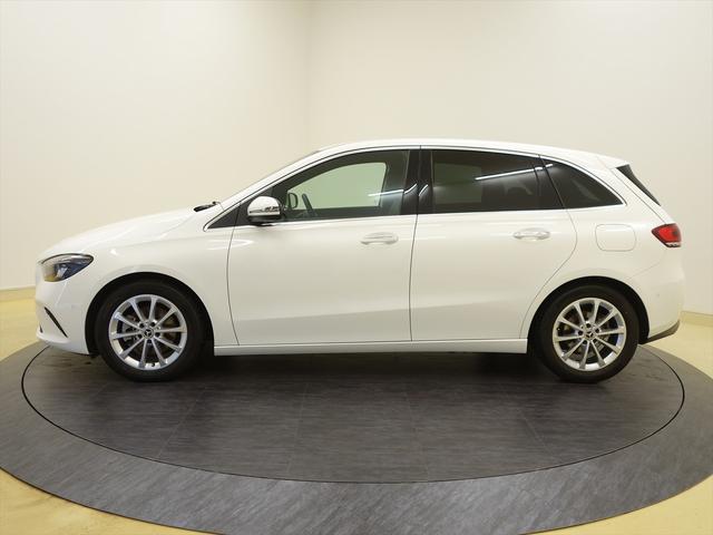 Ｂクラス Ｂ２００　ｄ　ナビゲーションパッケージ　Ｂｌｕｅｔｏｏｔｈ接続　ＥＴＣ　ＬＥＤヘッドライト　ＴＶ　アイドリングストップ　クルーズコントロール　コネクテッド機能　シートヒーター　トランクスルー　ナビ　バックモニター（3枚目）