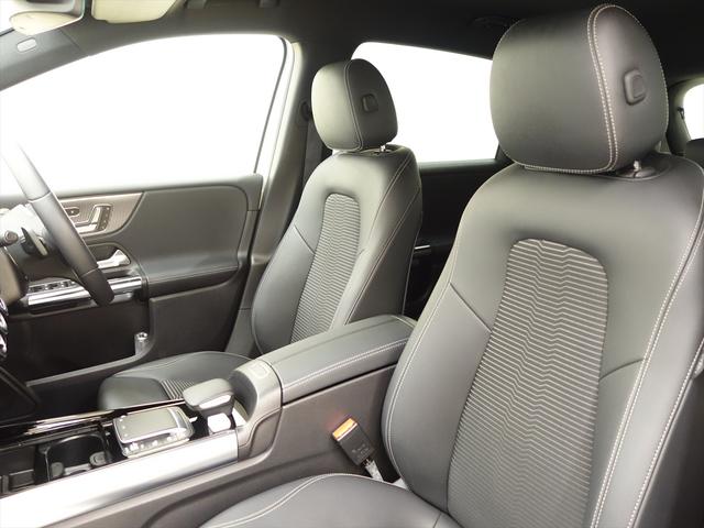 Ｂクラス Ｂ２００　ｄ　ナビゲーションパッケージ　Ｂｌｕｅｔｏｏｔｈ接続　ＥＴＣ　ＬＥＤヘッドライト　ＴＶ　アイドリングストップ　クルーズコントロール　コネクテッド機能　シートヒーター　トランクスルー　ナビ　バックモニター（14枚目）