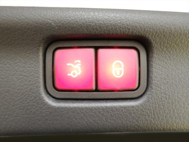 Ｃクラス Ｃ４３　４マチック　Ｂｌｕｅｔｏｏｔｈ接続　ＥＴＣ　ＬＥＤヘッドライト　ＴＶ　アイドリングストップ　クルーズコントロール　コネクテッド機能　サイドカメラ　サンルーフ・ガラスルーフ　シートエアコン　シートヒーター（6枚目）