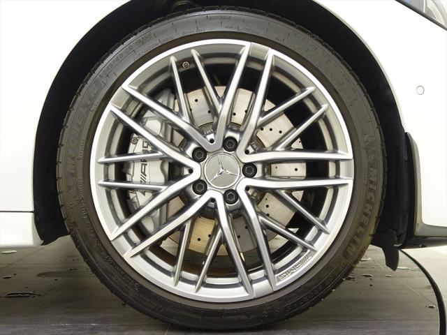 Ｃクラス Ｃ４３　４マチック　Ｂｌｕｅｔｏｏｔｈ接続　ＥＴＣ　ＬＥＤヘッドライト　ＴＶ　アイドリングストップ　クルーズコントロール　コネクテッド機能　サイドカメラ　サンルーフ・ガラスルーフ　シートエアコン　シートヒーター（8枚目）