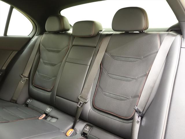 Ｃクラス Ｃ４３　４マチック　Ｂｌｕｅｔｏｏｔｈ接続　ＥＴＣ　ＬＥＤヘッドライト　ＴＶ　アイドリングストップ　クルーズコントロール　コネクテッド機能　サイドカメラ　サンルーフ・ガラスルーフ　シートエアコン　シートヒーター（12枚目）