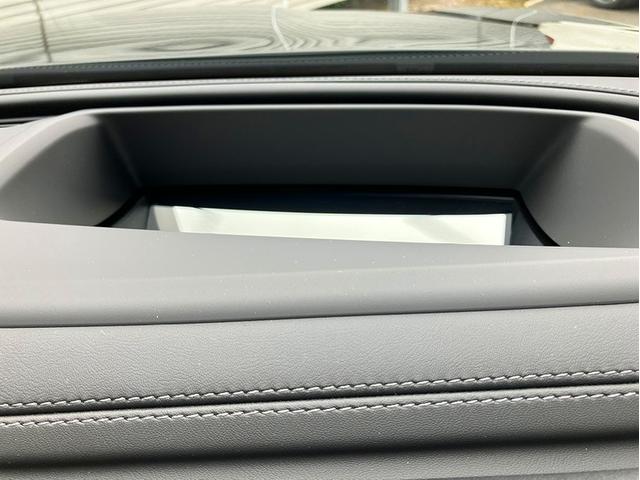 GLC GLC43 4マチック AMGレザーエクスクルーシブパッケージ Bluetooth接続 ETC LEDヘッドライト TV アイドリングストップ クルーズコントロール コネクテッド機能 サイドカメラ サンルーフ・ガラスルーフ(18枚目)