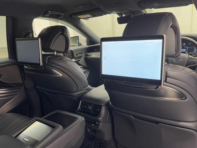 ＬＳ ＬＳ５００ｈ　エグゼクティブ　アダプティブクルーズ　黒革シート　ワンオーナー　地デジ　アルミ　スマートキー　パワーシート　ＥＴＣ　バックカメラ　ナビＴＶ　リアオートエアコン　全席ＰＷ　ＡＵＸ　ＬＥＤヘッド（18枚目）