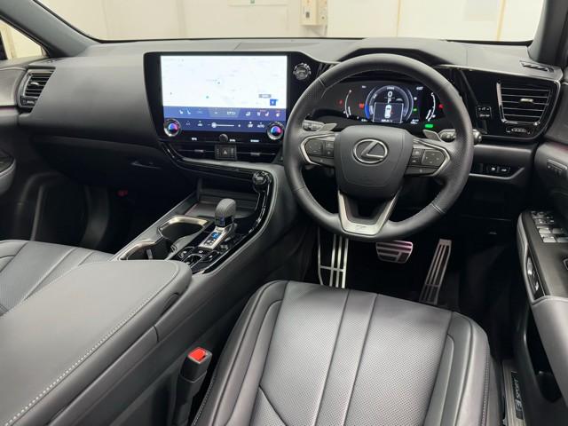 NX NX350h Fスポーツ ナビ&TV レザー キーレス LEDヘッドライト パノラミックルーフ アルミホイール ミュージックプレイヤー接続可 オートエアコン 1オーナー メモリーナビ スマートキー ABS 助手席エアバッグ(6枚目)
