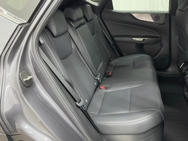 NX NX350h Fスポーツ ナビ&TV レザー キーレス LEDヘッドライト パノラミックルーフ アルミホイール ミュージックプレイヤー接続可 オートエアコン 1オーナー メモリーナビ スマートキー ABS 助手席エアバッグ(18枚目)