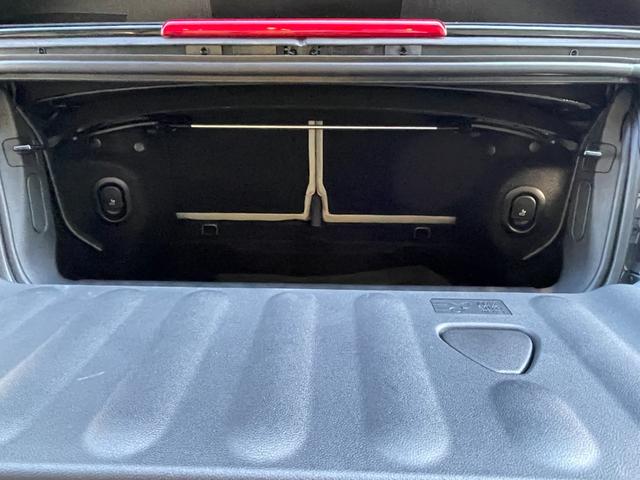 ＭＩＮＩ クーパーＳ　コンバーチブル　フェイバリット・トリム　【正規認定中古車】【全国正規ディーラー保証付／２年・走行距離無制限】弊社デモカー　ＪＣＷシート　ｈａｒｍａｎ／ｋａｒｄｏｎ　ステアリングホイール　運転席アクティブシート　アダプティブＬＥＤヘッドライト（38枚目）