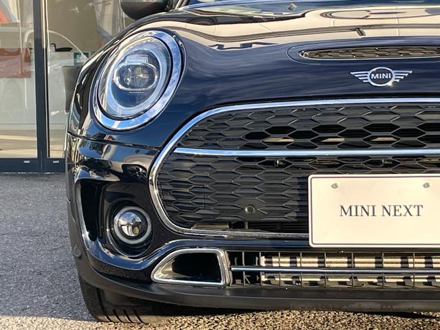 MINI クーパーS クラブマン 【正規認定中古車】【全国正規ディーラー保証付/2年・走行距離無制限】18AW LED コンフォートアクセス 社外TV 白革スポーツPシート バックカメラ インテリジェントセーフティ(12枚目)