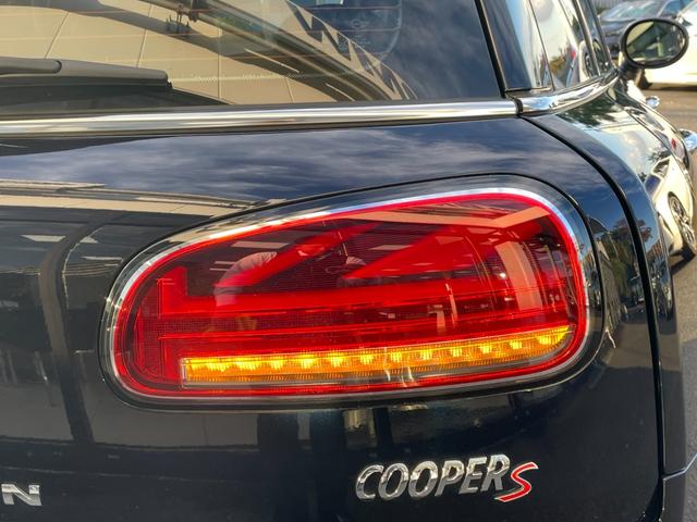 MINI クーパーS クラブマン 【正規認定中古車】【全国正規ディーラー保証付/2年・走行距離無制限】18AW LED コンフォートアクセス 社外TV 白革スポーツPシート バックカメラ インテリジェントセーフティ(19枚目)