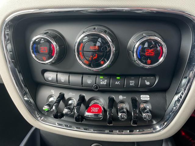 MINI クーパーS クラブマン 【正規認定中古車】【全国正規ディーラー保証付/2年・走行距離無制限】18AW LED コンフォートアクセス 社外TV 白革スポーツPシート バックカメラ インテリジェントセーフティ(40枚目)