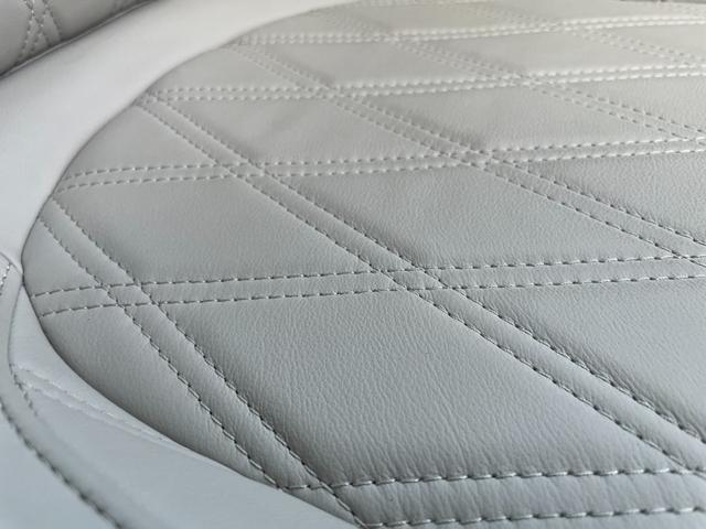 MINI クーパーS クラブマン 【正規認定中古車】【全国正規ディーラー保証付/2年・走行距離無制限】18AW LED コンフォートアクセス 社外TV 白革スポーツPシート バックカメラ インテリジェントセーフティ(53枚目)