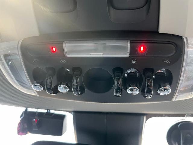 MINI クーパーS クラブマン 【正規認定中古車】【全国正規ディーラー保証付/2年・走行距離無制限】18AW LED コンフォートアクセス 社外TV 白革スポーツPシート バックカメラ インテリジェントセーフティ(58枚目)