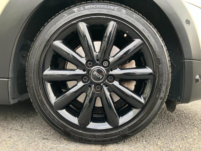 ＭＩＮＩ クーパーＳＤ　【正規認定中古車】【全国正規ディーラー保証付／２年・走行距離無制限】１７ＡＷ　ＬＥＤ　コンフォートアクセス　バックカメラ　インテリジェントセーフティ　黒布手動シート　オットマン　ＡＣＣ　ナビ（3枚目）