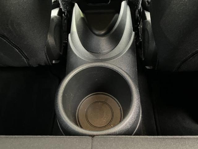 ＭＩＮＩ クーパーＳＤ　【正規認定中古車】【全国正規ディーラー保証付／２年・走行距離無制限】１７ＡＷ　ＬＥＤ　コンフォートアクセス　バックカメラ　インテリジェントセーフティ　黒布手動シート　オットマン　ＡＣＣ　ナビ（32枚目）