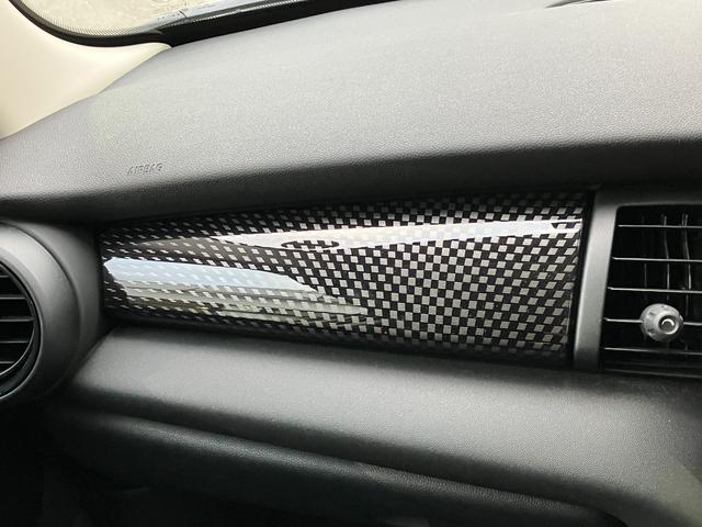 ＭＩＮＩ クーパーＳＤ　【正規認定中古車】【全国正規ディーラー保証付／２年・走行距離無制限】１７ＡＷ　ＬＥＤ　コンフォートアクセス　バックカメラ　インテリジェントセーフティ　黒布手動シート　オットマン　ＡＣＣ　ナビ（55枚目）