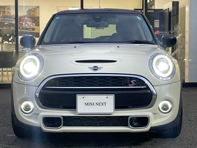 MINI クーパーSD 【正規認定中古車】【全国正規ディーラー保証付/2年・走行距離無制限】弊社下取り車 Yoursブラックレザーシート Yours18インチアルミホイール ACC アンビエント シートヒーター(11枚目)