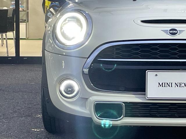 MINI クーパーSD 【正規認定中古車】【全国正規ディーラー保証付/2年・走行距離無制限】弊社下取り車 Yoursブラックレザーシート Yours18インチアルミホイール ACC アンビエント シートヒーター(13枚目)