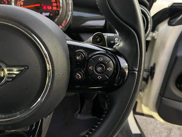 MINI クーパーSD 【正規認定中古車】【全国正規ディーラー保証付/2年・走行距離無制限】弊社下取り車 Yoursブラックレザーシート Yours18インチアルミホイール ACC アンビエント シートヒーター(31枚目)