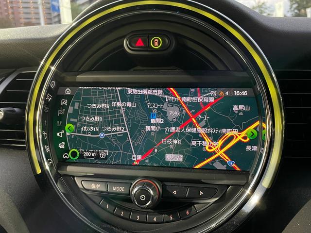 MINI クーパーSD 【正規認定中古車】【全国正規ディーラー保証付/2年・走行距離無制限】弊社下取り車 Yoursブラックレザーシート Yours18インチアルミホイール ACC アンビエント シートヒーター(33枚目)