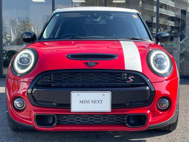 ＭＩＮＩ クーパーＳ　パディ・ホプカーク・エディション　【正規認定中古車】【全国正規ディーラー保証付／２年・走行距離無制限】限定車　弊社下取り車　ワンオーナー車　禁煙車　バックカメラ　前後ＰＤＣ　アンビエントライト　ＡＣＣ　純正前後ドラレコ（5枚目）