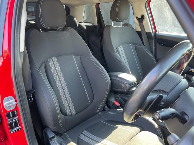 ＭＩＮＩ クーパーＳ　パディ・ホプカーク・エディション　【正規認定中古車】【全国正規ディーラー保証付／２年・走行距離無制限】限定車　弊社下取り車　ワンオーナー車　禁煙車　バックカメラ　前後ＰＤＣ　アンビエントライト　ＡＣＣ　純正前後ドラレコ（7枚目）