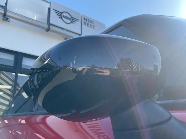 ＭＩＮＩ クーパーＳ　パディ・ホプカーク・エディション　【正規認定中古車】【全国正規ディーラー保証付／２年・走行距離無制限】限定車　弊社下取り車　ワンオーナー車　禁煙車　バックカメラ　前後ＰＤＣ　アンビエントライト　ＡＣＣ　純正前後ドラレコ（21枚目）