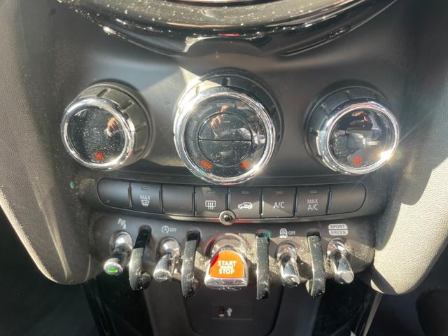 ＭＩＮＩ クーパーＳ　パディ・ホプカーク・エディション　【正規認定中古車】【全国正規ディーラー保証付／２年・走行距離無制限】限定車　弊社下取り車　ワンオーナー車　禁煙車　バックカメラ　前後ＰＤＣ　アンビエントライト　ＡＣＣ　純正前後ドラレコ（47枚目）