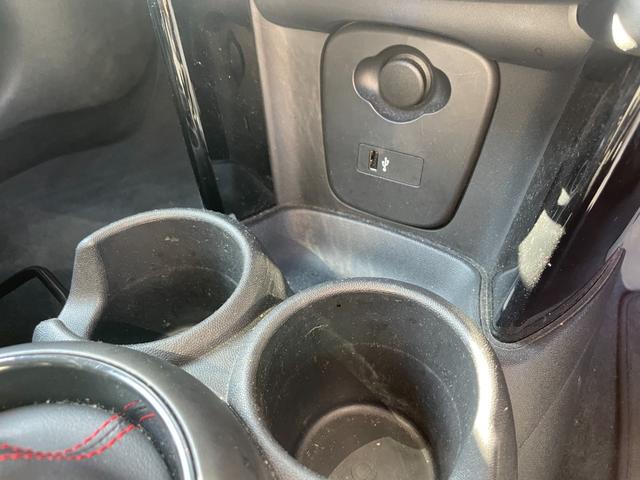 ＭＩＮＩ クーパーＳ　パディ・ホプカーク・エディション　【正規認定中古車】【全国正規ディーラー保証付／２年・走行距離無制限】限定車　弊社下取り車　ワンオーナー車　禁煙車　バックカメラ　前後ＰＤＣ　アンビエントライト　ＡＣＣ　純正前後ドラレコ（48枚目）