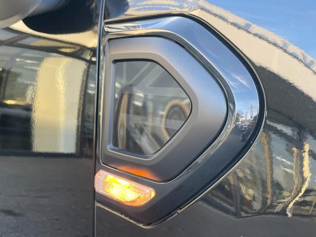 ＭＩＮＩ クーパーＤ　クロスオーバー　クラシック・トリム　【正規認定中古車】【全国正規ディーラー保証付／２年・走行距離無制限】弊社下取り　オートトランク　バックカメラ　前後ＰＤＣ　パーキングアシスト　茶革シートカバー　シートヒーター（21枚目）