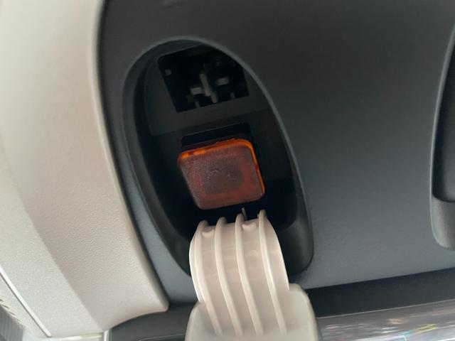 ＭＩＮＩ クーパーＤ　クロスオーバー　クラシック・トリム　【正規認定中古車】【全国正規ディーラー保証付／２年・走行距離無制限】弊社下取り　オートトランク　バックカメラ　前後ＰＤＣ　パーキングアシスト　茶革シートカバー　シートヒーター（59枚目）