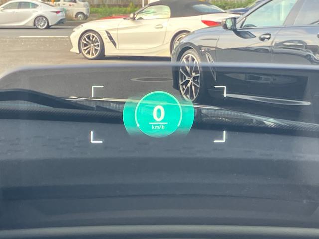 ＭＩＮＩ カントリーマンＤ　フェイバリット・トリム　【正規認定中古車】【全国正規ディーラー保証付／２年・走行距離無制限】ｈａｒｍａｎ／ｋａｒｄｏｎ　ブルーレザーシート　シートヒーター　シートマッサージ　全方位ＰＤＣ　トップビュー　ステアリングヒーター（6枚目）