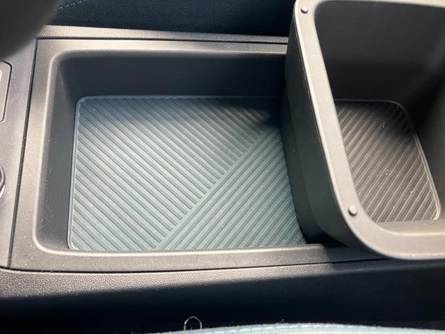 ＭＩＮＩ カントリーマンＤ　フェイバリット・トリム　【正規認定中古車】【全国正規ディーラー保証付／２年・走行距離無制限】ｈａｒｍａｎ／ｋａｒｄｏｎ　ブルーレザーシート　シートヒーター　シートマッサージ　全方位ＰＤＣ　トップビュー　ステアリングヒーター（42枚目）