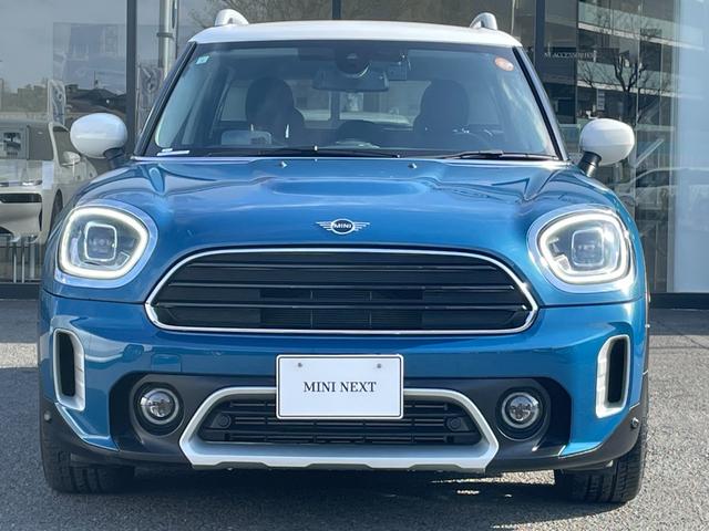 ＭＩＮＩ クーパーＤ　クロスオーバー　オール４　【正規認定中古車】【全国正規ディーラー保証付／２年・走行距離無制限】弊社下取り　バックカメラ　前後ＰＤＣ　シートヒーター　オートトランク　アンビエントライト　パーキングアシスト　社外前後ドラレコ（12枚目）