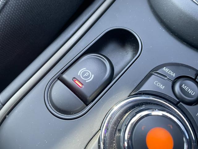 ＭＩＮＩ クーパーＤ　クロスオーバー　オール４　【正規認定中古車】【全国正規ディーラー保証付／２年・走行距離無制限】弊社下取り　バックカメラ　前後ＰＤＣ　シートヒーター　オートトランク　アンビエントライト　パーキングアシスト　社外前後ドラレコ（53枚目）