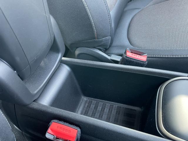 ＭＩＮＩ クーパーＤ　クロスオーバー　オール４　【正規認定中古車】【全国正規ディーラー保証付／２年・走行距離無制限】弊社下取り　バックカメラ　前後ＰＤＣ　シートヒーター　オートトランク　アンビエントライト　パーキングアシスト　社外前後ドラレコ（55枚目）