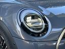 クーパーＳ　コンバーチブル　フェイバリット・トリム　【正規認定中古車】【全国正規ディーラー保証付／２年・走行距離無制限】弊社デモカー　ＪＣＷシート　ｈａｒｍａｎ／ｋａｒｄｏｎ　ステアリングホイール　運転席アクティブシート　アダプティブＬＥＤヘッドライト（32枚目）