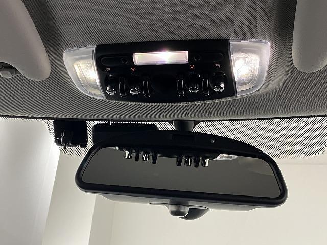 ＭＩＮＩ クーパーＳ　セブン　弊社新車拠点下取車　禁煙　ＬＥＤヘッドライト　コンフォートアクセス　１７インチアロイホイール　ミラーＥＴＣ　ミュージックコレクション　Ｂｌｕｅｔｏｏｔｈ　ＵＳＢ　ＡＵＸ　アンビエントライト　禁煙車（23枚目）