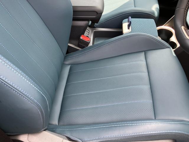 MINI カントリーマンC フェイバリット・トリム 弊社デモンストレーションカー ブルーレザーシート 禁煙車 ヘッドアップディスプレイ トップビューカメラ アクティブクルーズコントロール オートトランク 18インチアロイホイール パーキングアシスト(35枚目)