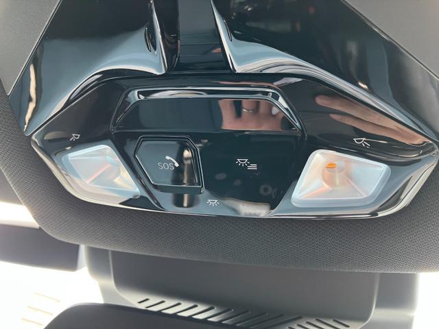 MINI カントリーマンC フェイバリット・トリム 弊社デモンストレーションカー ブルーレザーシート 禁煙車 ヘッドアップディスプレイ トップビューカメラ アクティブクルーズコントロール オートトランク 18インチアロイホイール パーキングアシスト(43枚目)