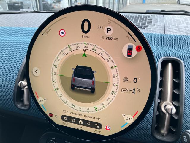 MINI カントリーマンC フェイバリット・トリム 弊社デモンストレーションカー ブルーレザーシート 禁煙車 ヘッドアップディスプレイ トップビューカメラ アクティブクルーズコントロール オートトランク 18インチアロイホイール パーキングアシスト(49枚目)