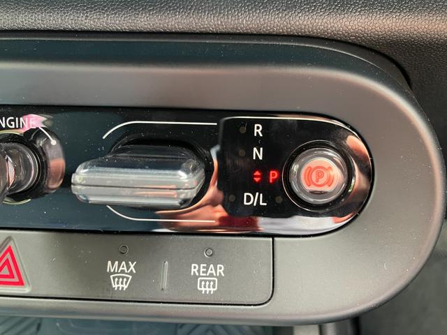 MINI カントリーマンC フェイバリット・トリム 弊社デモンストレーションカー ブルーレザーシート 禁煙車 ヘッドアップディスプレイ トップビューカメラ アクティブクルーズコントロール オートトランク 18インチアロイホイール パーキングアシスト(56枚目)