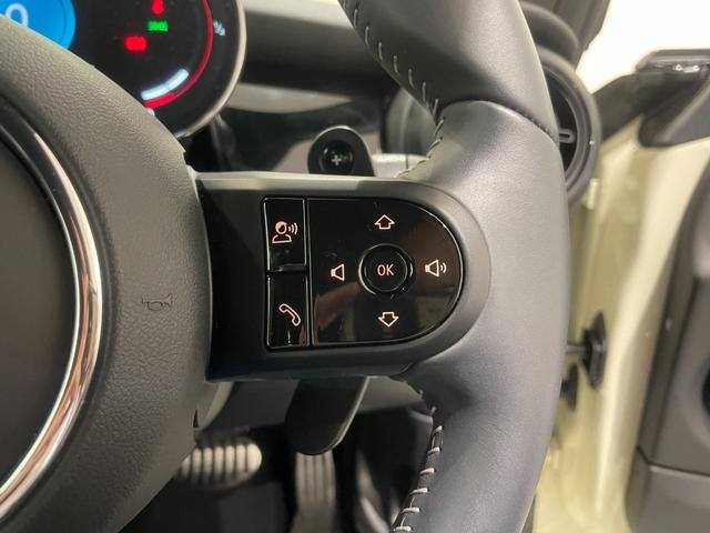 ＭＩＮＩ ジョンクーパーワークス　ジョンクーパーワークストリム　【正規認定中古車】【全国正規ディーラー保証付／２年・走行距離無制限ＪＣＷトリム　禁煙車　グループ会社下取　ヘッドアップディスプレイ　１オーナー　　シートヒーター　パドルシフト　ＡｐｐｌｅＣａｒＰｌａｙ（21枚目）