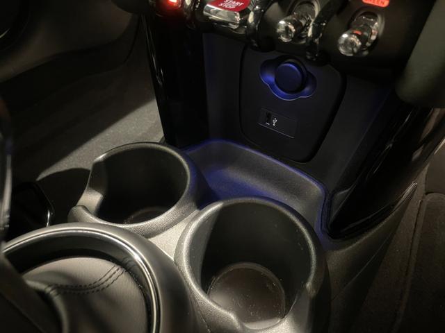 ＭＩＮＩ ジョンクーパーワークス　ジョンクーパーワークストリム　【正規認定中古車】【全国正規ディーラー保証付／２年・走行距離無制限ＪＣＷトリム　禁煙車　グループ会社下取　ヘッドアップディスプレイ　１オーナー　　シートヒーター　パドルシフト　ＡｐｐｌｅＣａｒＰｌａｙ（31枚目）