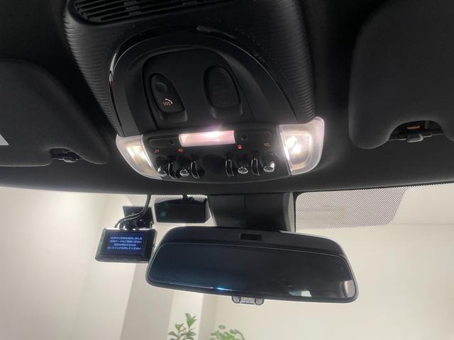 ＭＩＮＩ ジョンクーパーワークス　ジョンクーパーワークストリム　【正規認定中古車】【全国正規ディーラー保証付／２年・走行距離無制限ＪＣＷトリム　禁煙車　グループ会社下取　ヘッドアップディスプレイ　１オーナー　　シートヒーター　パドルシフト　ＡｐｐｌｅＣａｒＰｌａｙ（35枚目）