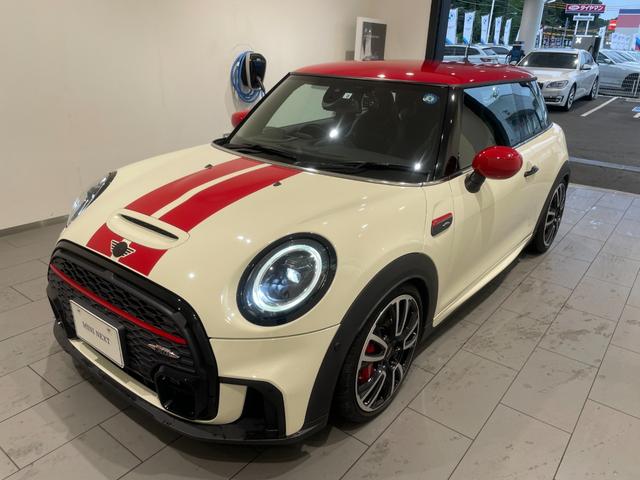 ＭＩＮＩ ジョンクーパーワークス　ジョンクーパーワークストリム　【正規認定中古車】【全国正規ディーラー保証付／２年・走行距離無制限ＪＣＷトリム　禁煙車　グループ会社下取　ヘッドアップディスプレイ　１オーナー　　シートヒーター　パドルシフト　ＡｐｐｌｅＣａｒＰｌａｙ（45枚目）
