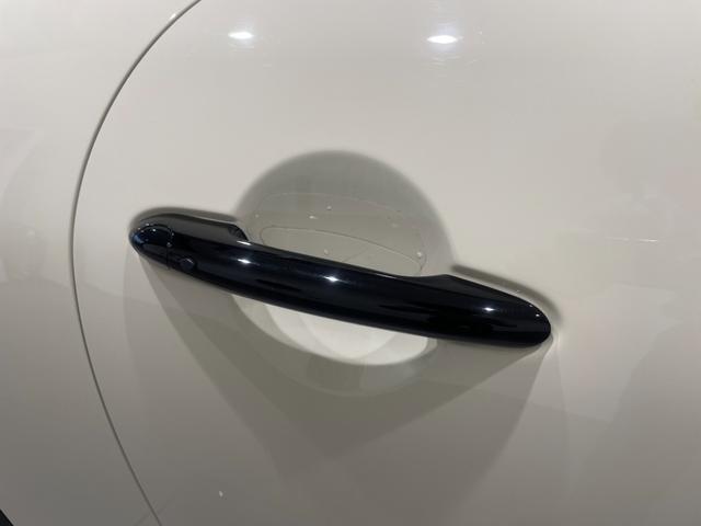 ＭＩＮＩ ジョンクーパーワークス　ジョンクーパーワークストリム　【正規認定中古車】【全国正規ディーラー保証付／２年・走行距離無制限ＪＣＷトリム　禁煙車　グループ会社下取　ヘッドアップディスプレイ　１オーナー　　シートヒーター　パドルシフト　ＡｐｐｌｅＣａｒＰｌａｙ（51枚目）